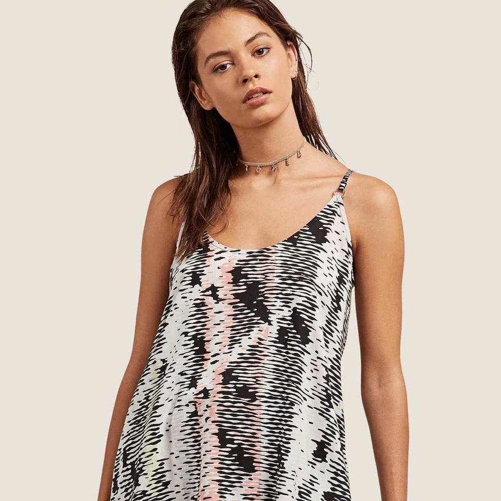 *NWT* Volcom You Want This Top